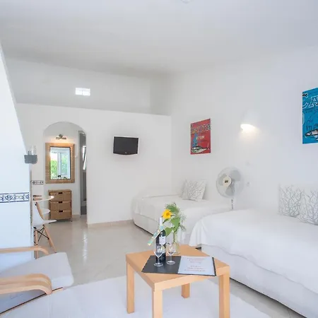 Algarve Breeze In A Subtropical Garden * Luz