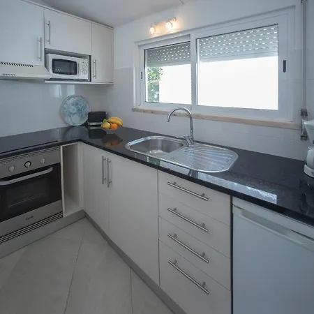 Algarve Breeze In A Subtropical Garden Luz